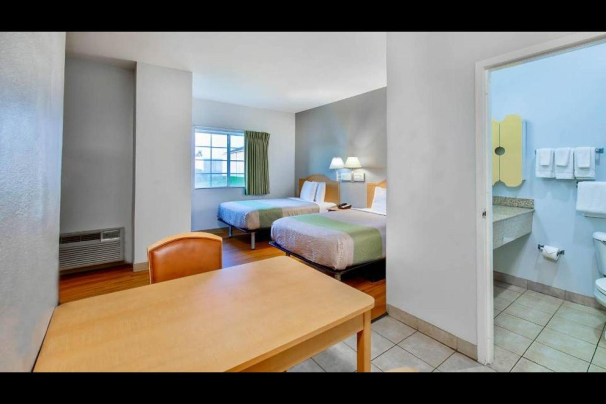 Oyo Townhouse Sulphur,La Extended Stay מראה חיצוני תמונה